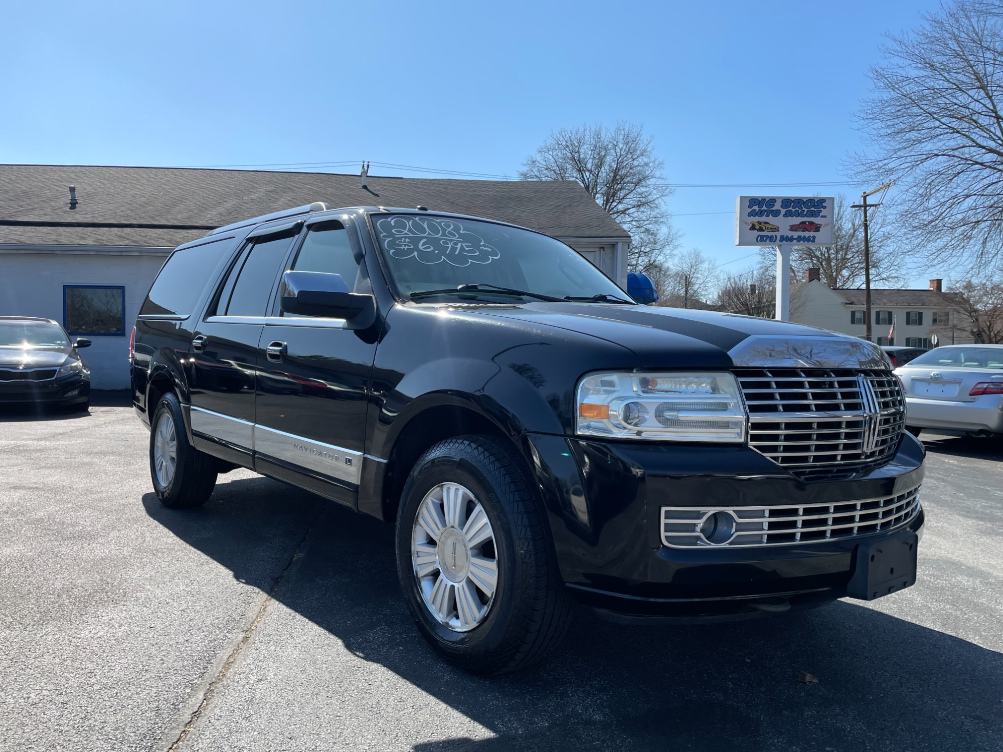 photo of 2008 Lincoln Navigator L 4WD